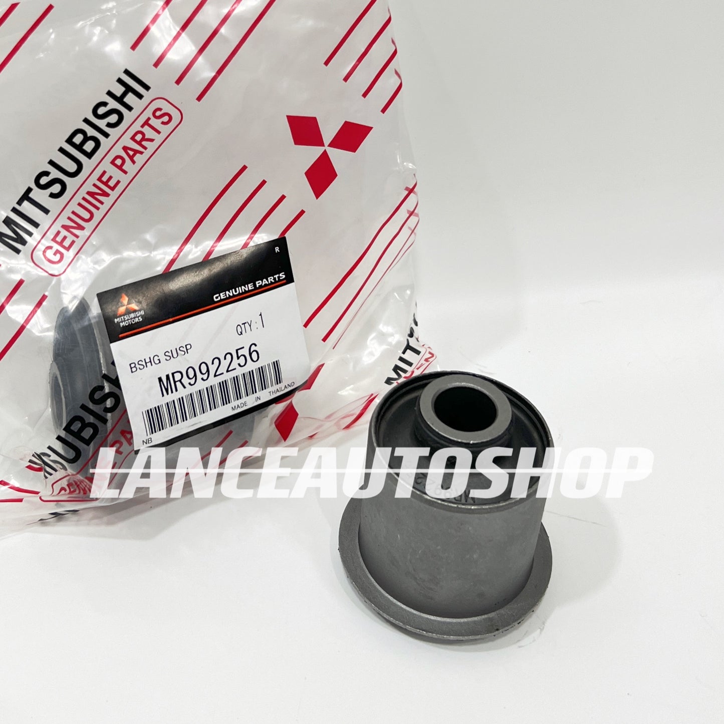 Mitsubishi Montero 2008-2020 Suspension Bushing Front Lower Mitsubishi L200 Triton 2005-2020 Suspension Bushing Front Lower GEN2/GEN3/GEN3.5  MR992256