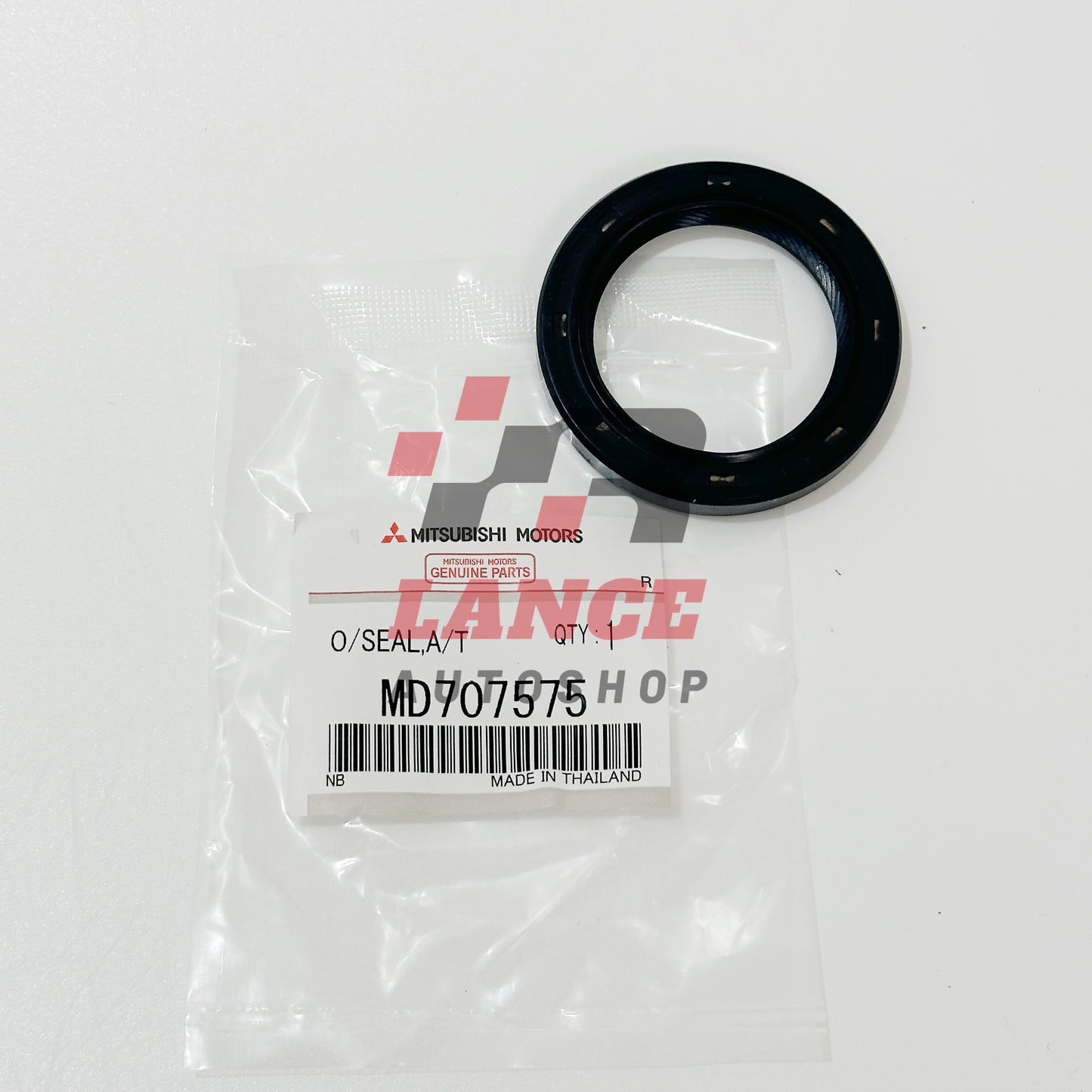 Mitsubishi Montero 2008-2015/ L200 Triton Strada 2005-2015 Torque Converter Oil Seal MD707575